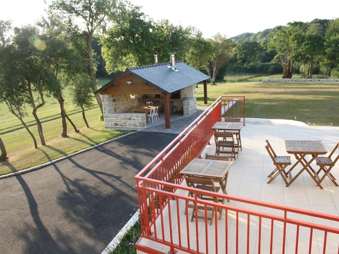 Gites De La Ferme De Vur Ven Gouvieux Exterior photo